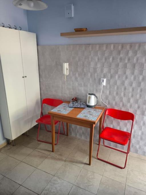 Apartment 50 Meters From The Beach Loutráki Esterno foto